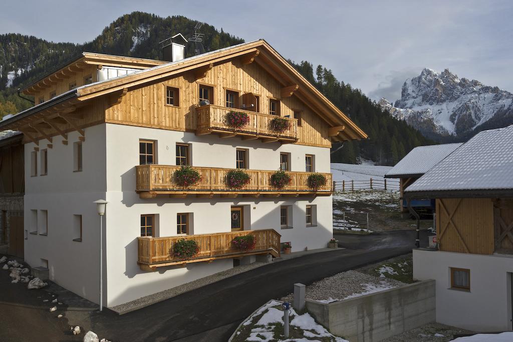 Appartments Jagerhof Braies  Extérieur photo